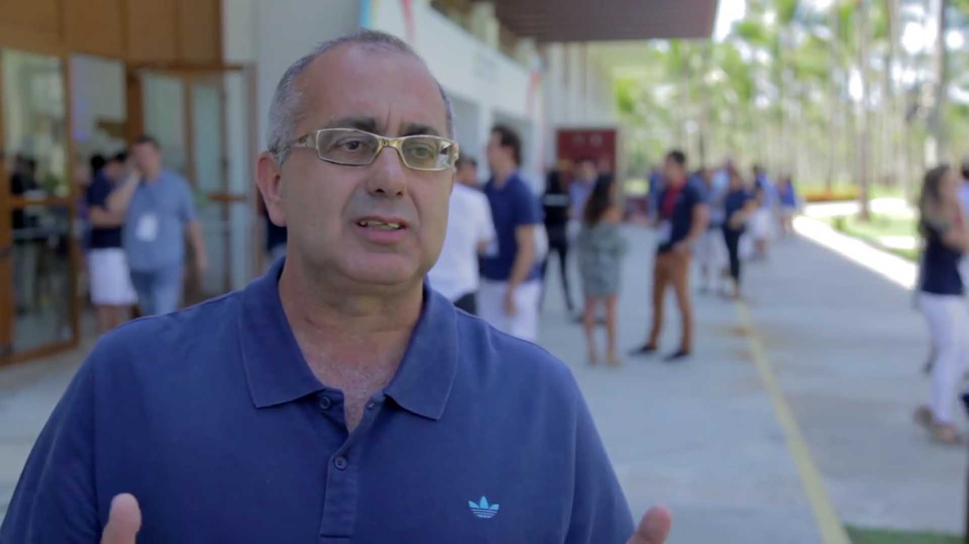 Palestrante da 16ª Convenção e Presidente da ABF, Altino Cristofoletti Junior fala dos três pilares que foram trabalhados na última gestão, destacando as características e os desafios de cada um. Ressaltou o crescimento do Franchising em 2016, por meio do investimento e da capacitação de pessoas dentro das redes de franqueadoras.